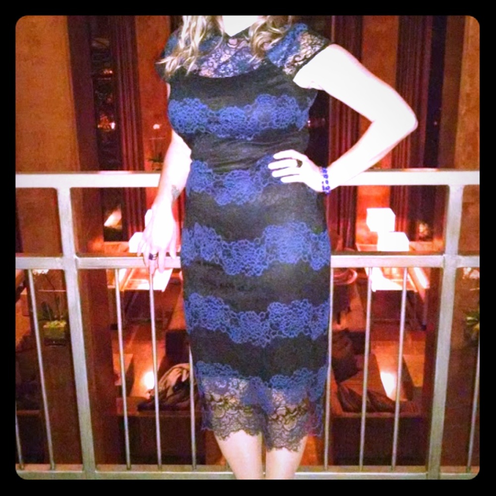 Eva Mendes Lace blue/black dress